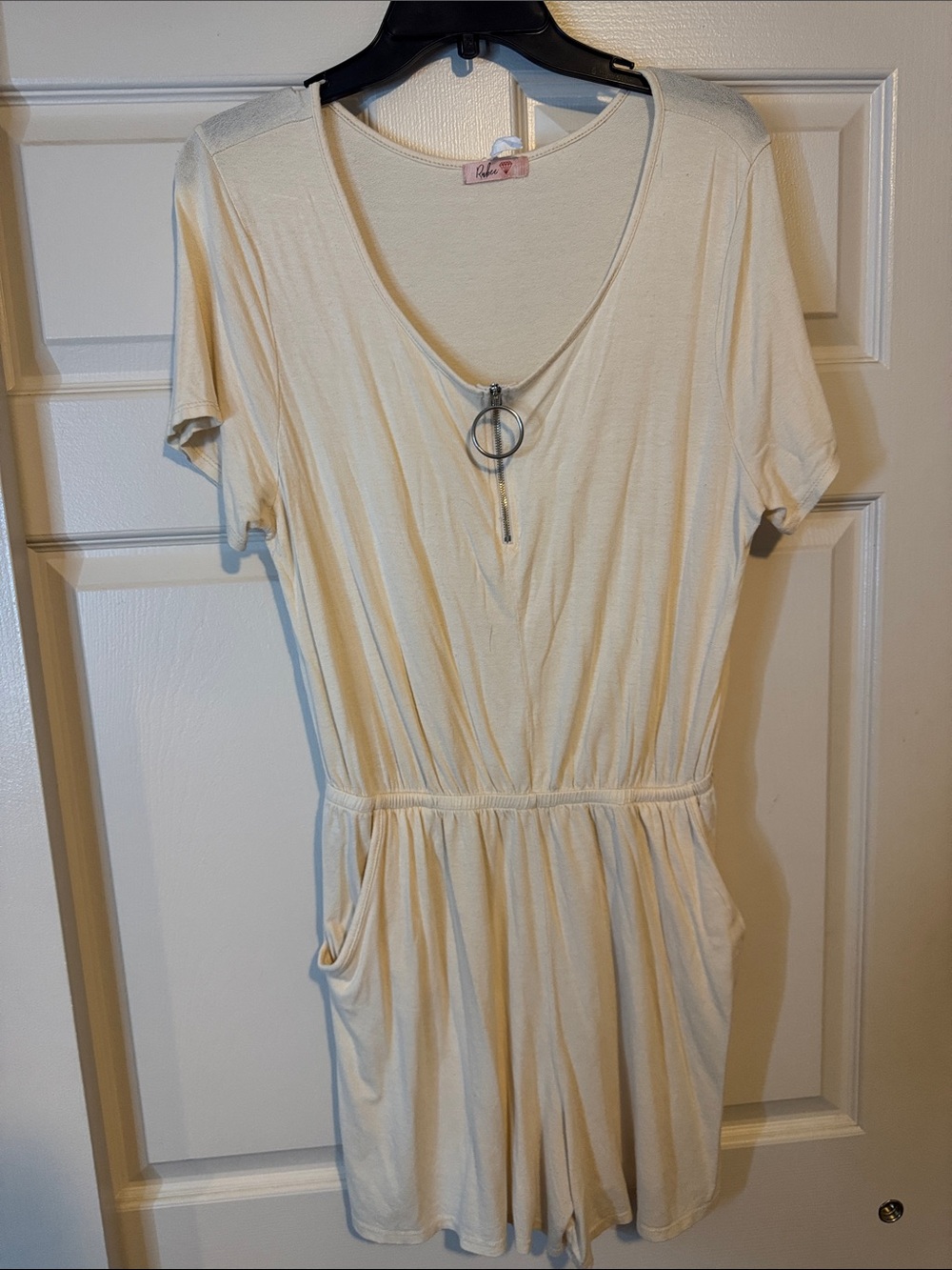 Light Cream Short Sleeve Romper with Front Ring Zipper